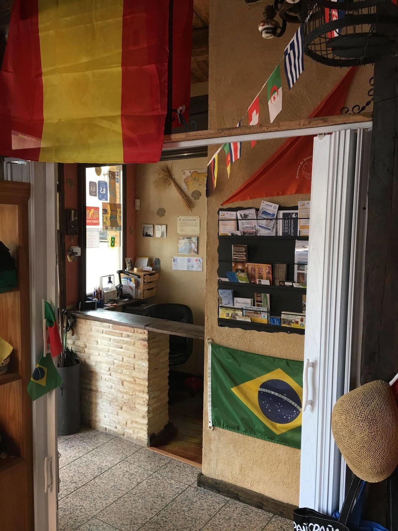 Hostal La Bastide Du Chemin Sahagún Zewnętrze zdjęcie